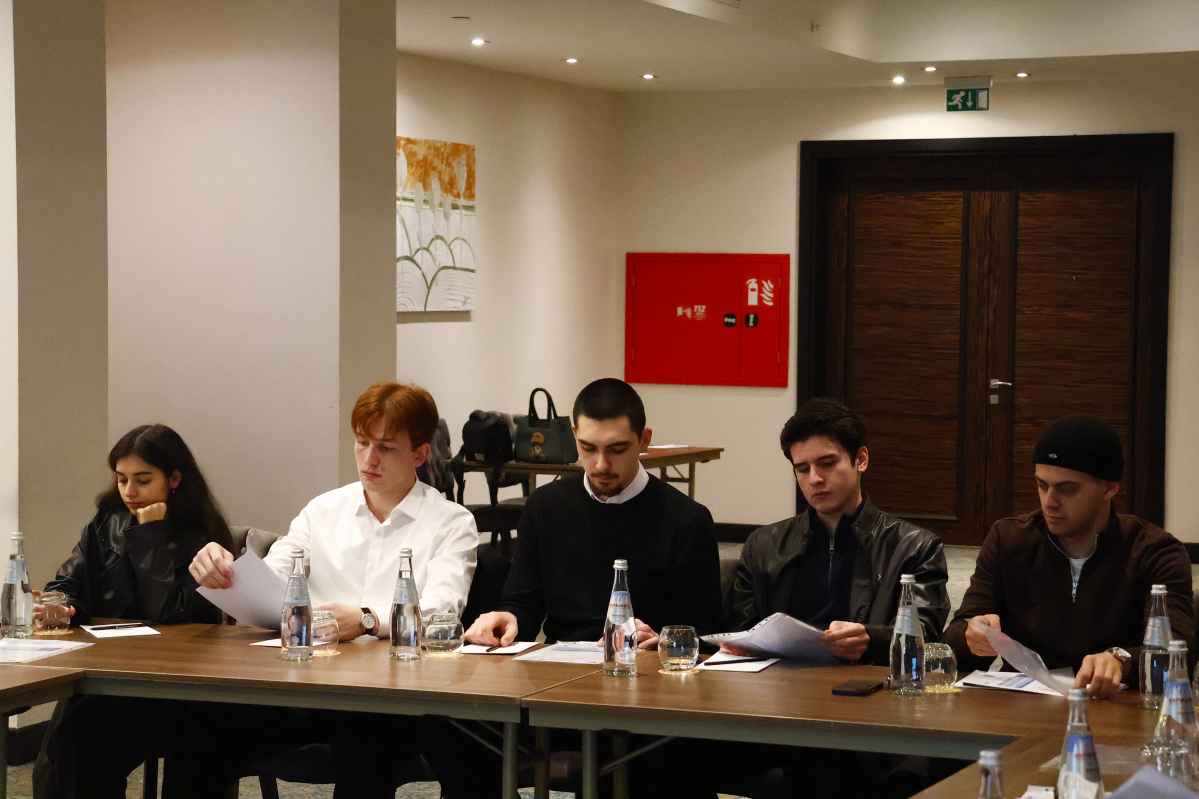 Strengthening Leadership and Conflict Management Skills Among Youth Workers
